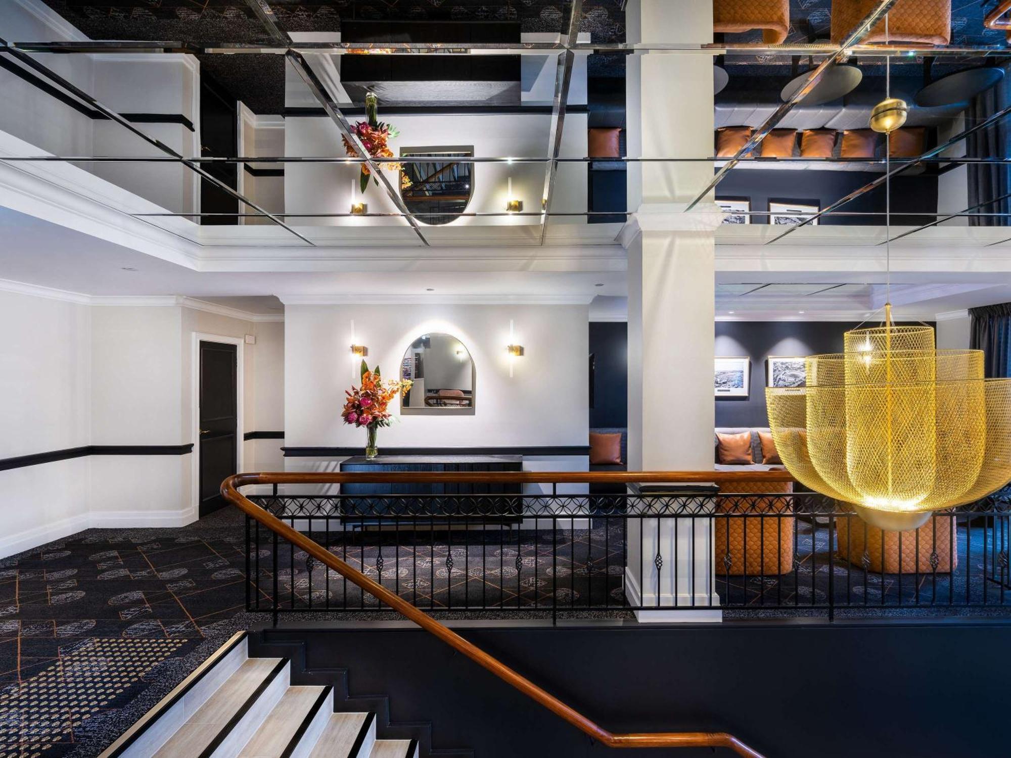 Mantra On Jolimont Melbourne Aparthotel Εξωτερικό φωτογραφία